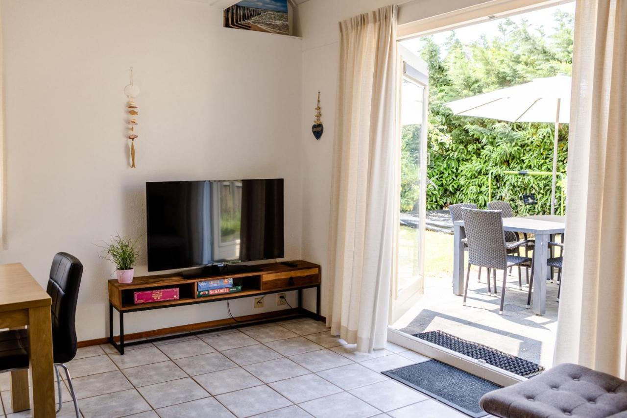 Villa Onderdompeling Wemeldinge Esterno foto