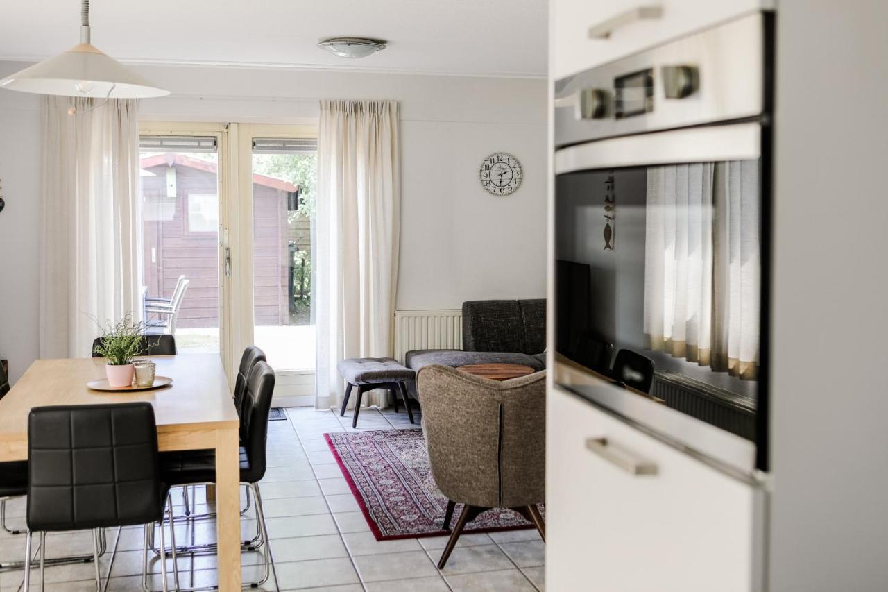 Villa Onderdompeling Wemeldinge Esterno foto